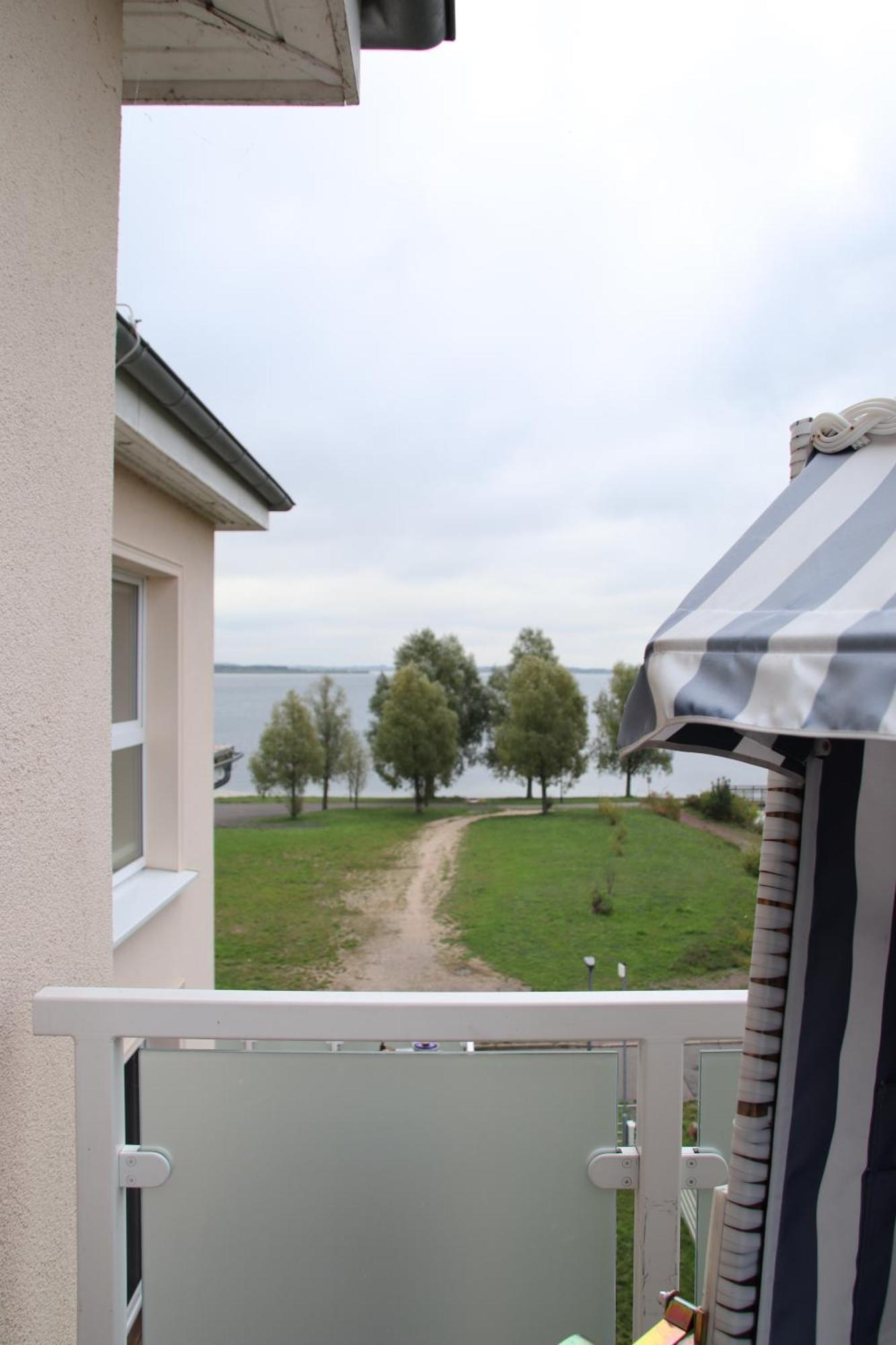 Ferienwohnung Im Palais Am See Am Goitzschesee Bitterfeld-Wolfen Exterior foto